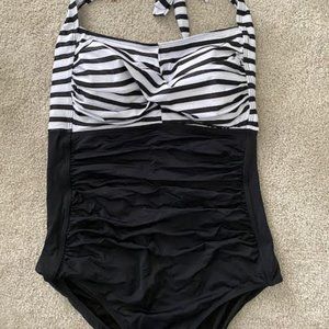 Rouched black/white swim suit never used with tags